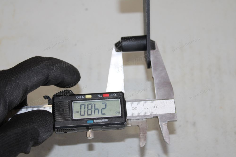 Подушка цепи 216G8-33351