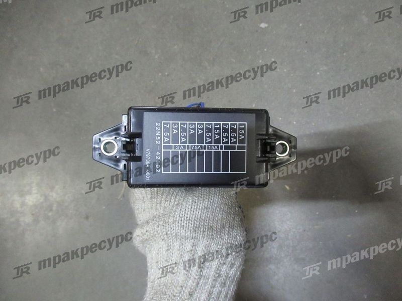 Блок предохранителей 22N52-42102