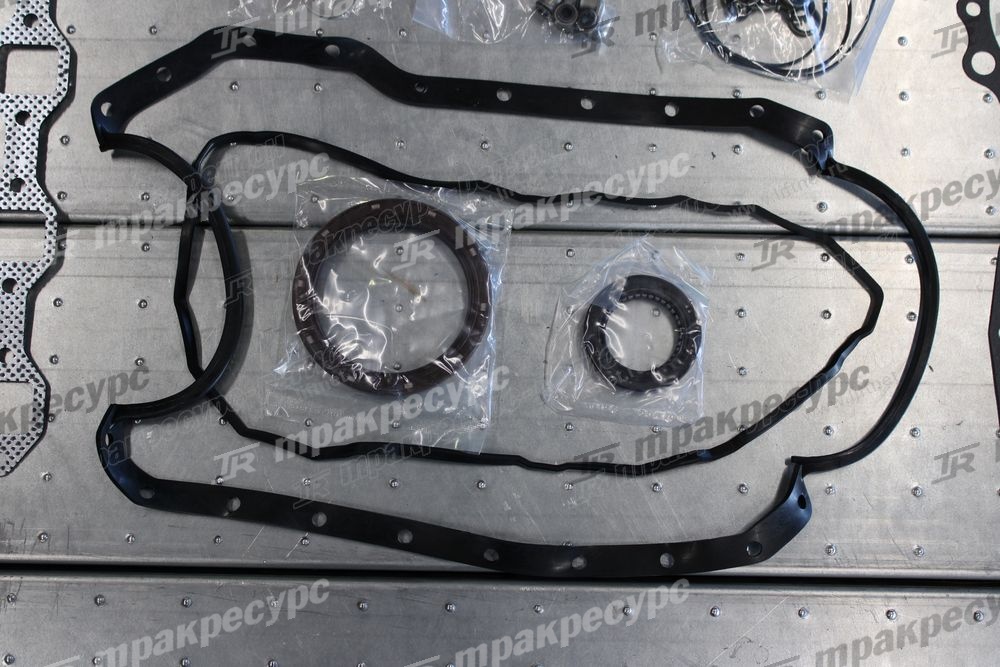 Комплект прокладок на двигатель MITSUBISHI S4Q2 AG-32C94-00011