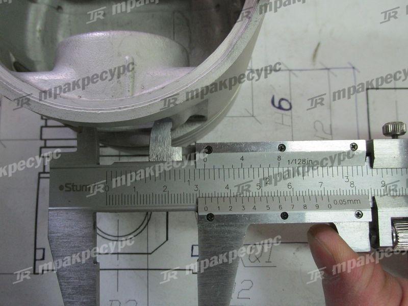 Поршень с пальцем в сборе 13101-78702-71