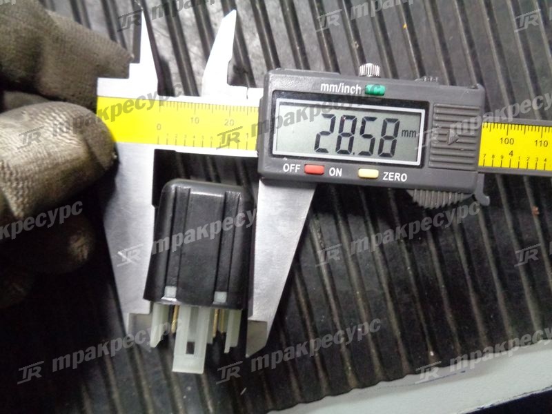 Реле двигателя TOYOTA 1DZ 28610-76001-71