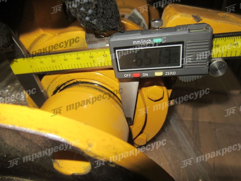 Вал карданный передний моста E XG955II