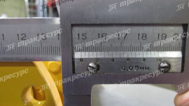 Вал карданный передний моста E XG955II