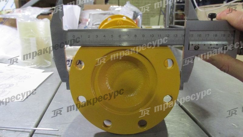 Вал карданный передний моста E XG955II