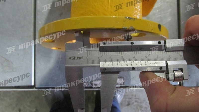 Вал карданный передний моста E XG955II