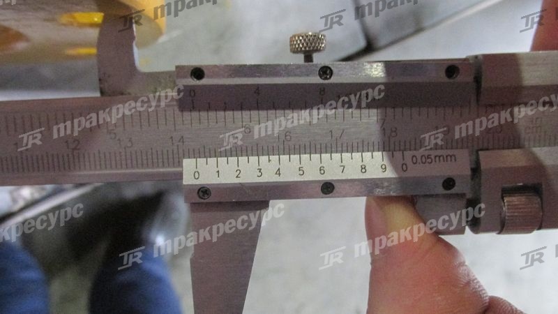 Вал карданный передний моста E XG955II