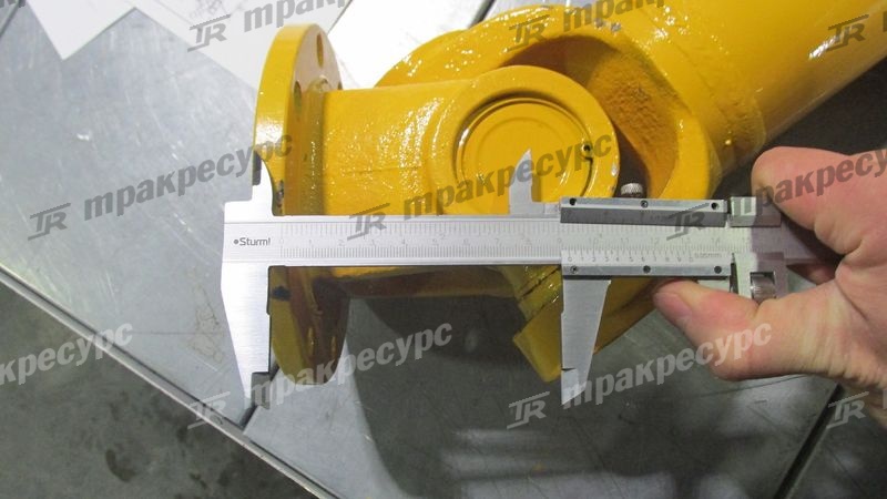 Вал карданный передний моста E XG955II