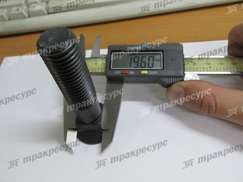 Болт центального зуба ковша М20х90 XG955