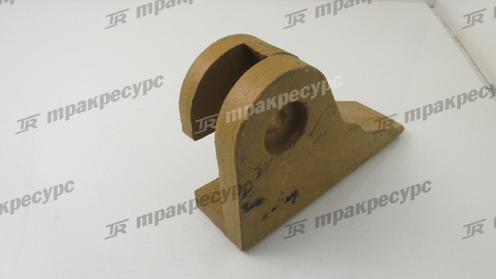 Зуб ковша боковой XG955
