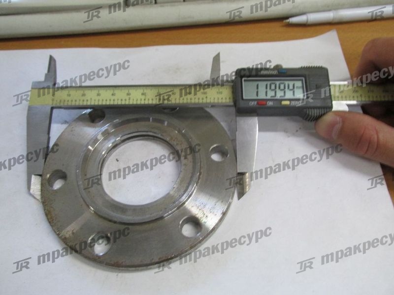 Фланец пальца верхнего сочленения рамы верхний XG916I