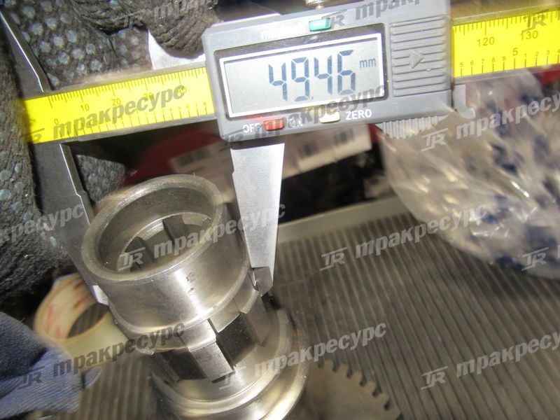 Вал с шестерней в сборе гидротрансформатора XG932II