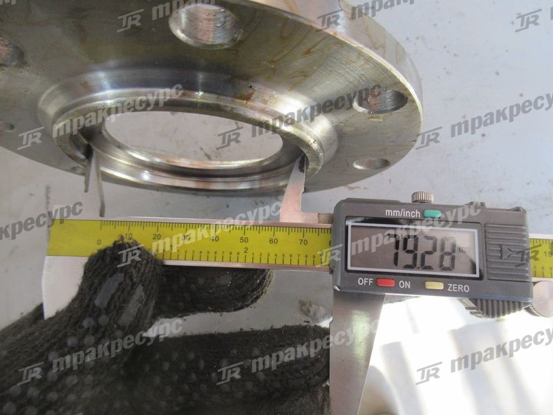 Фланец пальца верхнего сочленения 58A0136 XG932II