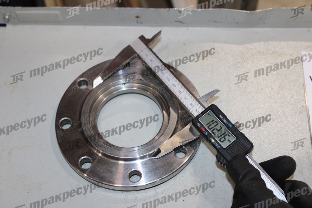 Фланец пальца нижнего сочленения рамы 58A0135 XG932II