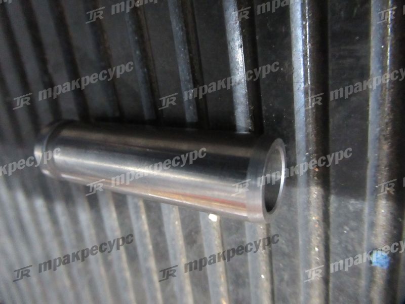 Втулка клапана направляющая KUBOTA V3300 BN-1C010-13560