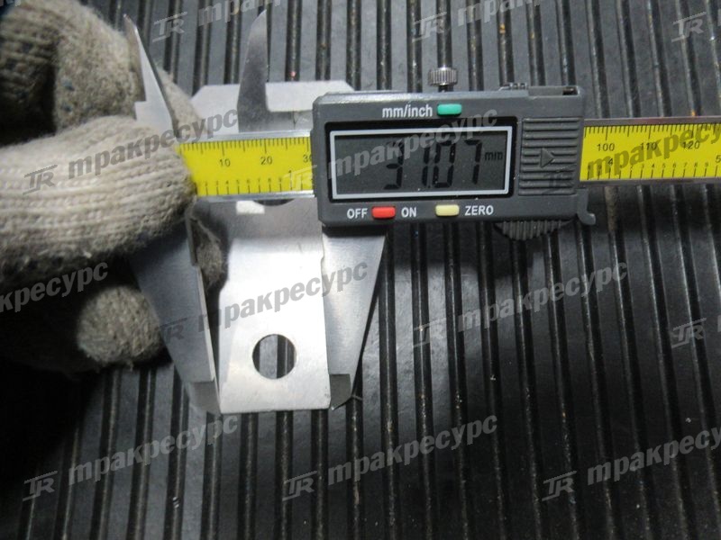 Пластина нижнего сочленения рамы 10A0157 XG932II