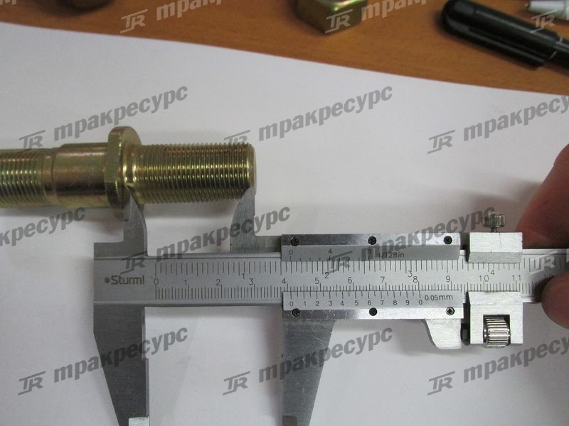 Шпилька ступицы ведущего моста CPCD20/25