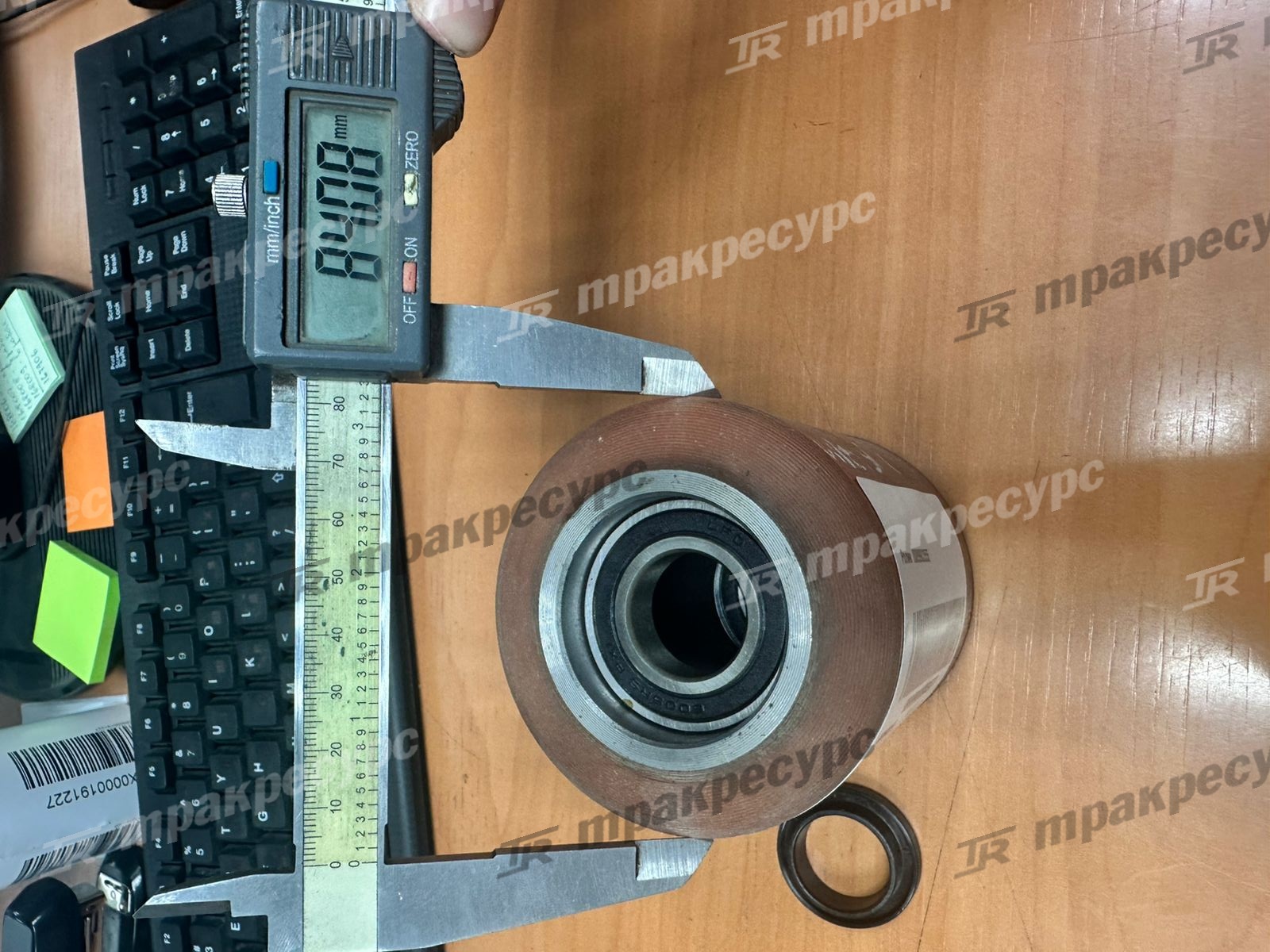 Ролик  0009903555