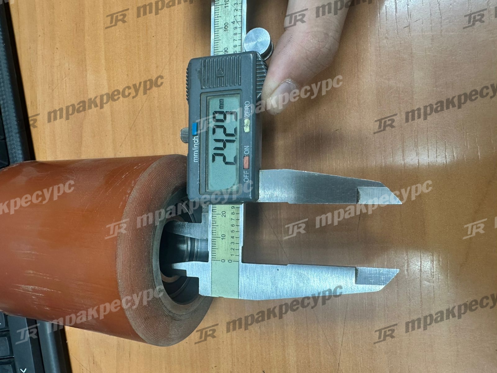 Ролик  0009903555