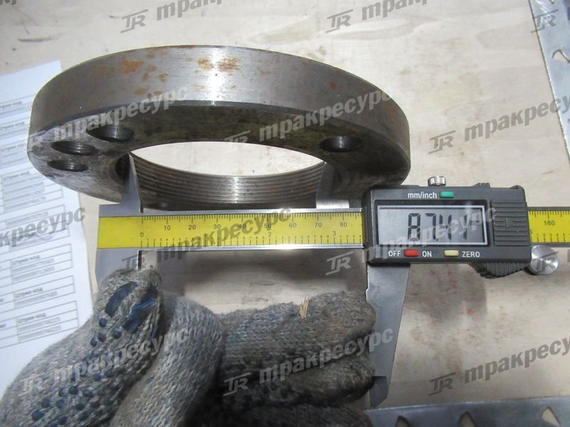 Гайка М90х2 ступицы XG932II