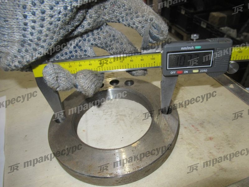 Гайка М90х2 ступицы XG932II