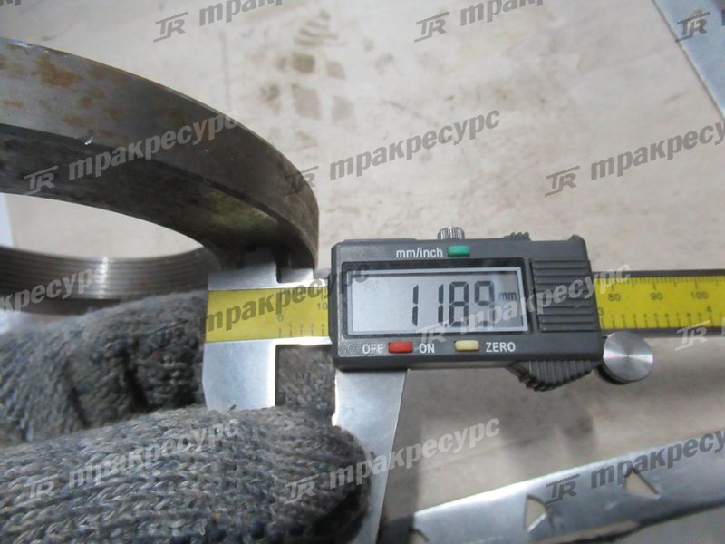 Гайка М90х2 ступицы XG932II