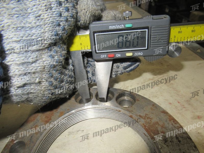 Гайка М90х2 ступицы XG932II