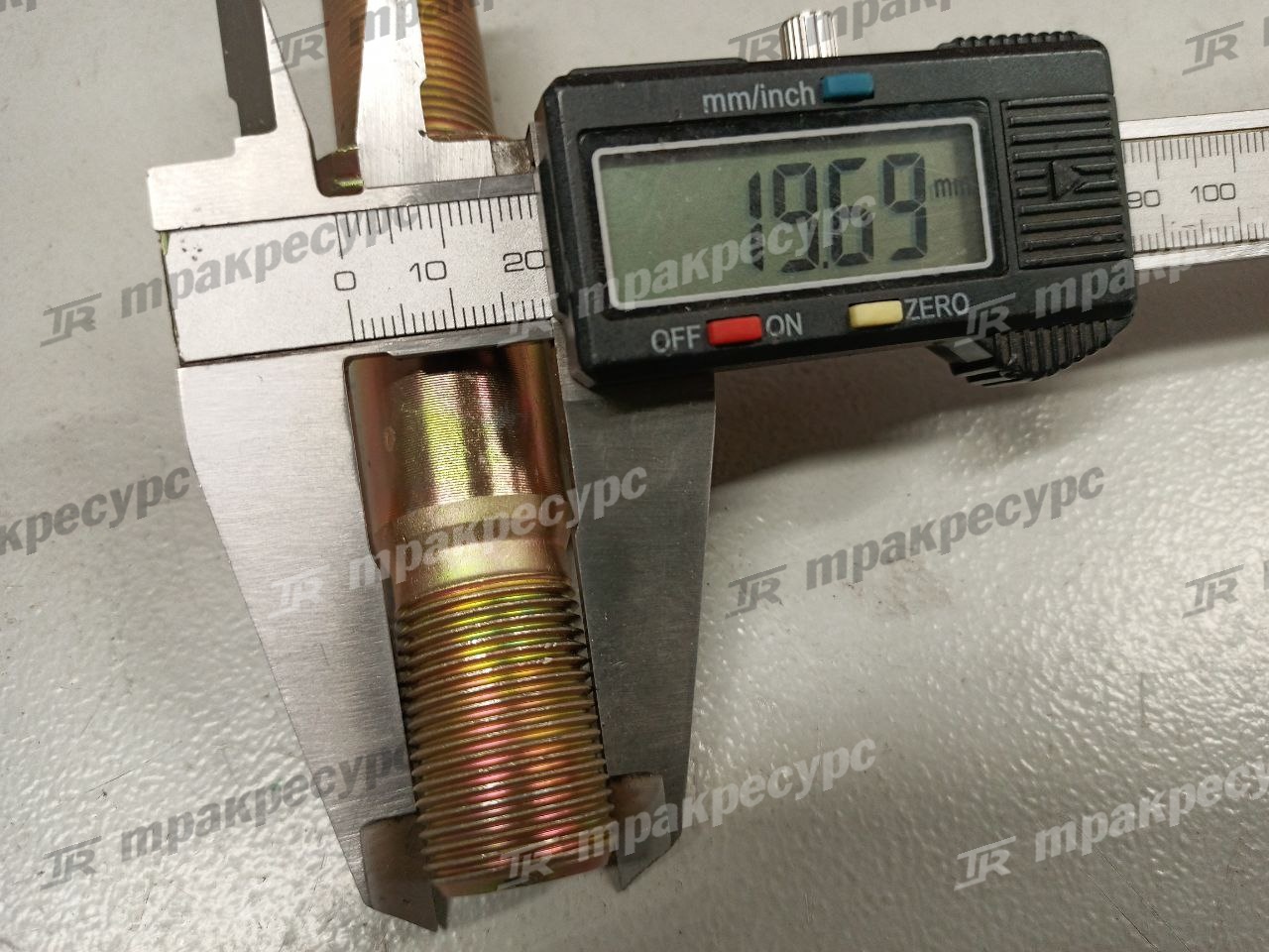 Шпилька колеса в сборе XG932II