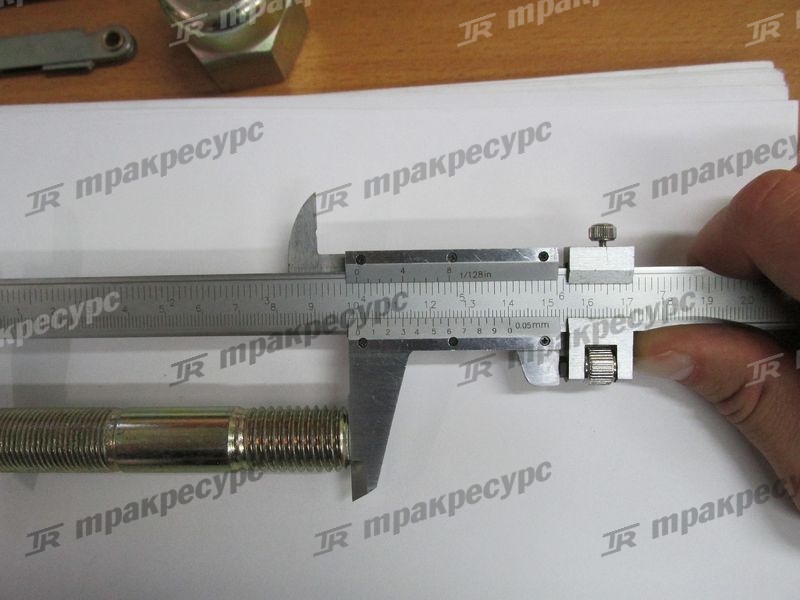 Шпилька ступицы ведущего моста CPCD50/60/70