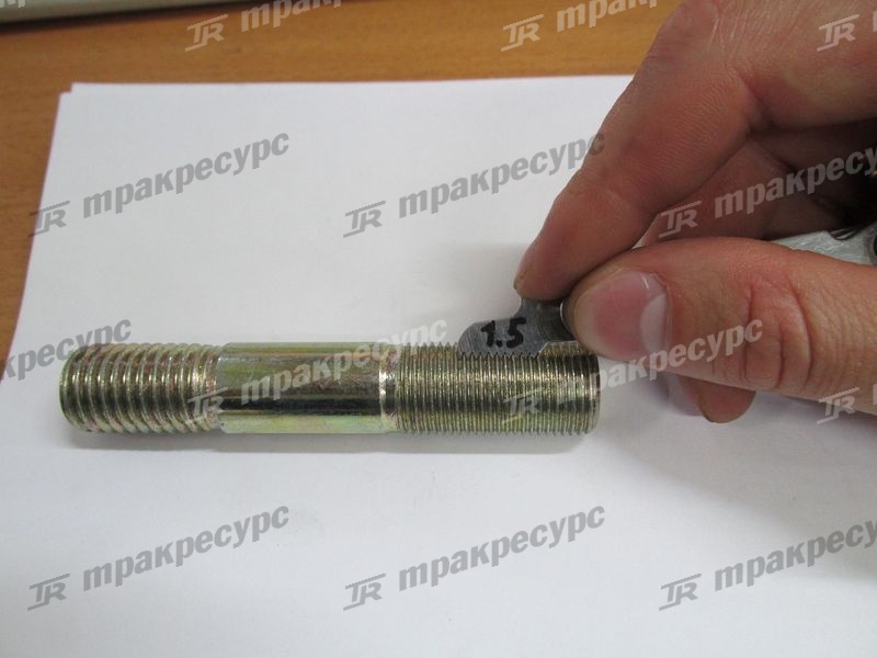 Шпилька ступицы ведущего моста CPCD50/60/70