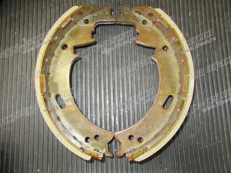 Комплект тормозных колодок C-K2-11246-83011