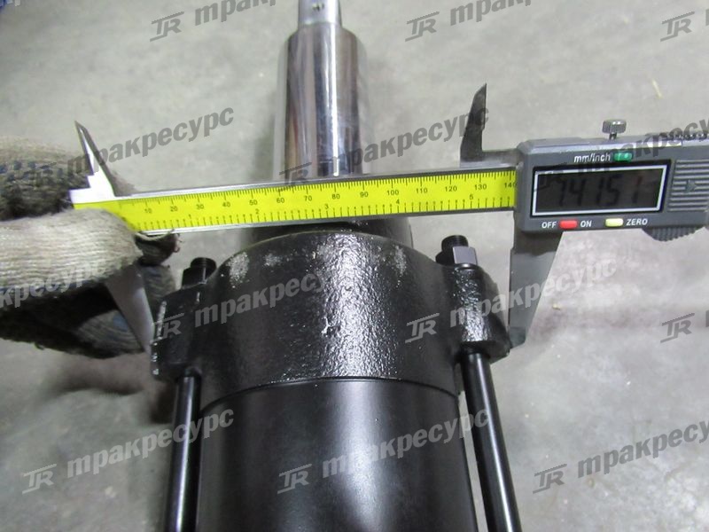 Цилиндр рулевой 22N54-50201