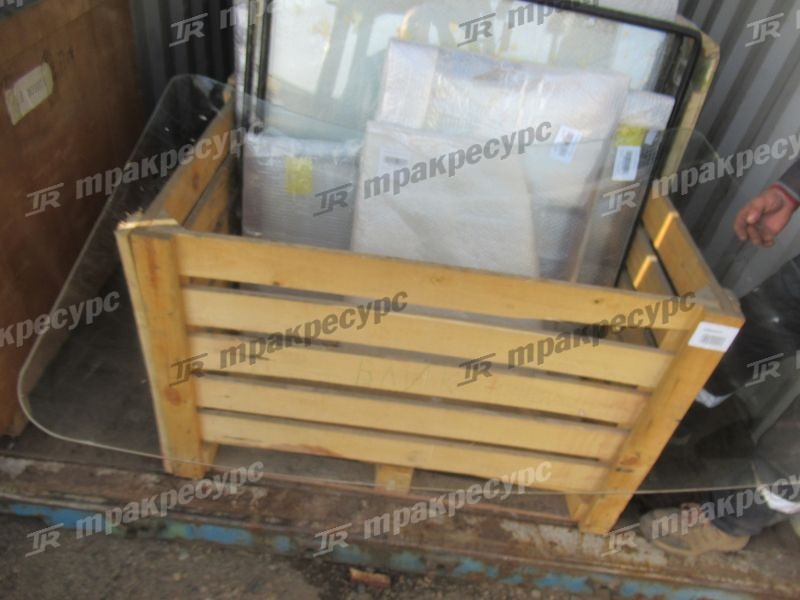 Стекло лобовое  XG932III