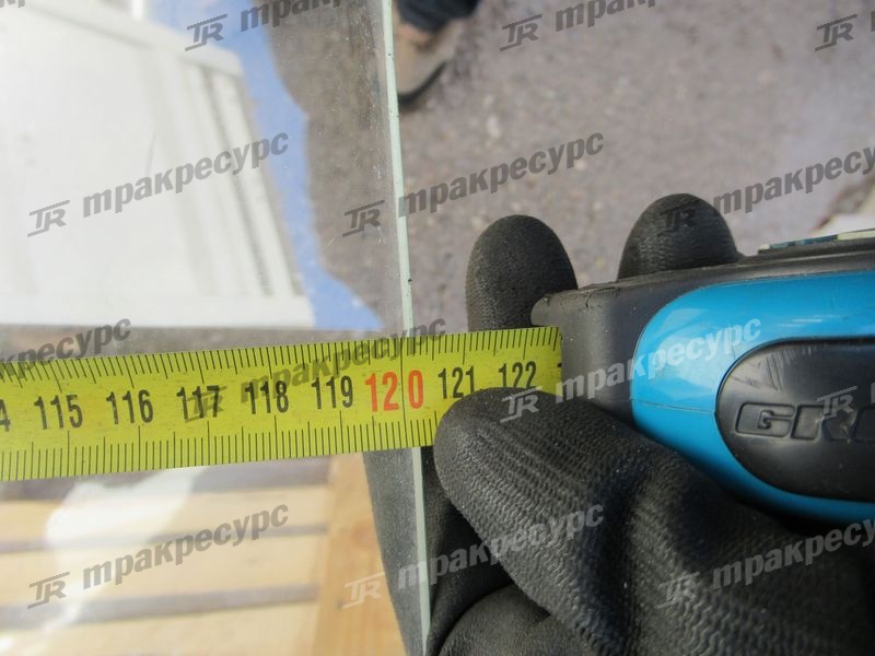 Стекло лобовое  XG932III