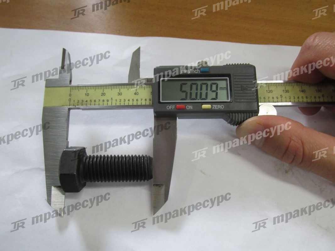 Болт M16x40