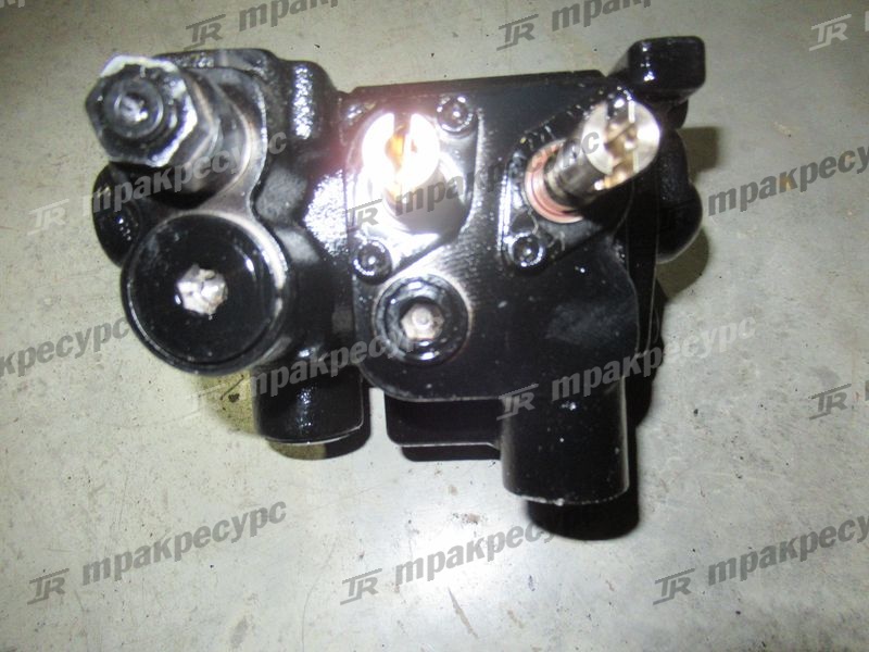 Гидрораспределитель 2с  22N57-30221