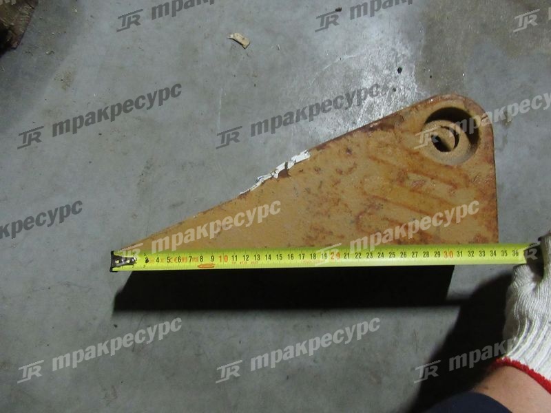 Зуб ковша боковой левый XG951II, XG953II