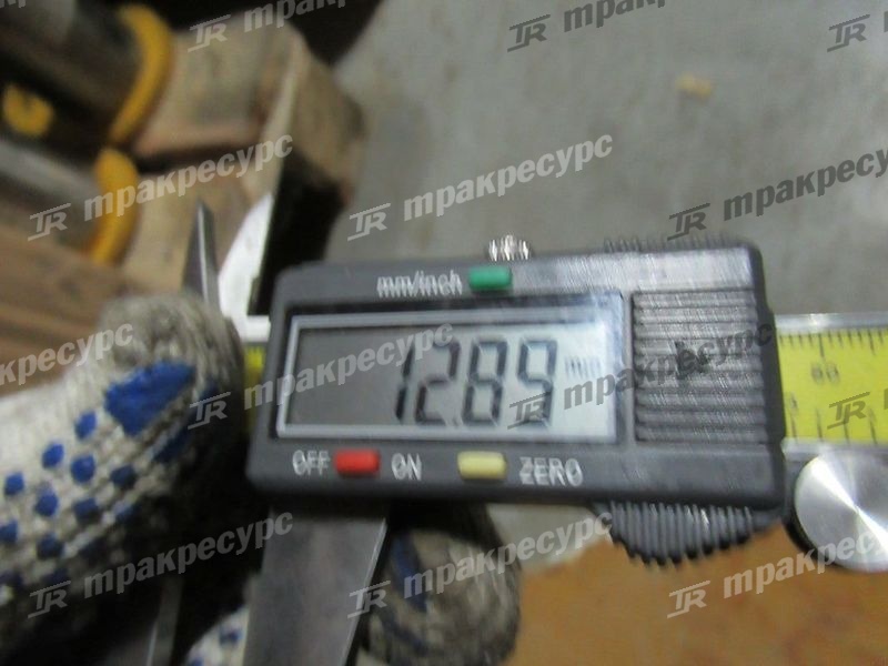 Зуб ковша боковой левый XG951II, XG953II
