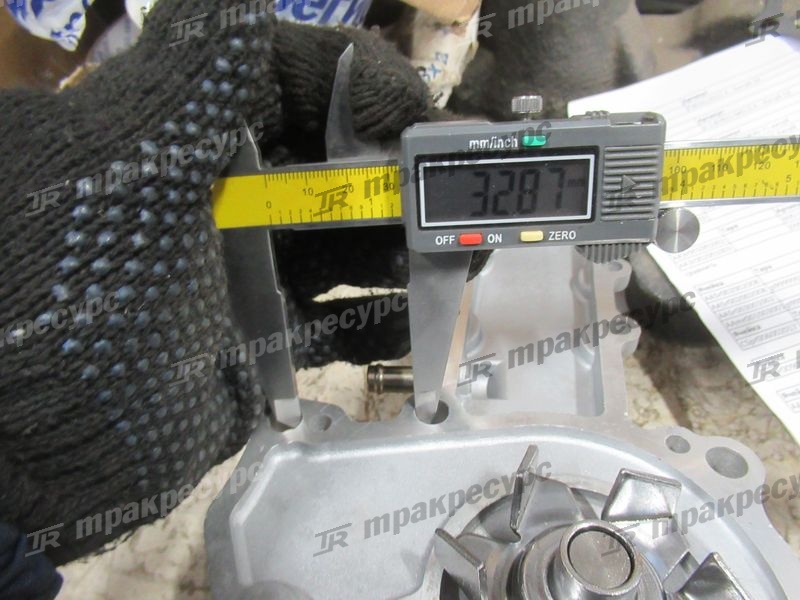 Насос водяной KUBOTA D1503  V2403  BN-1G730-73032