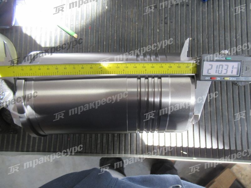 Гильза+поршень+кольца+палец LR4105
