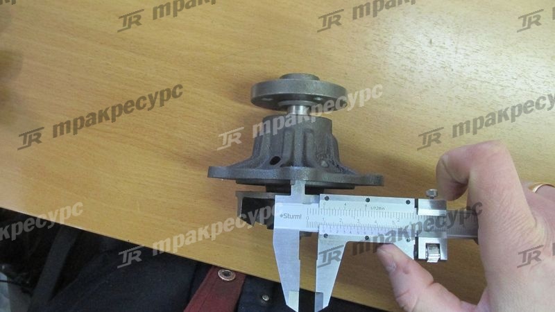 Насос водяной 16120-23040-71