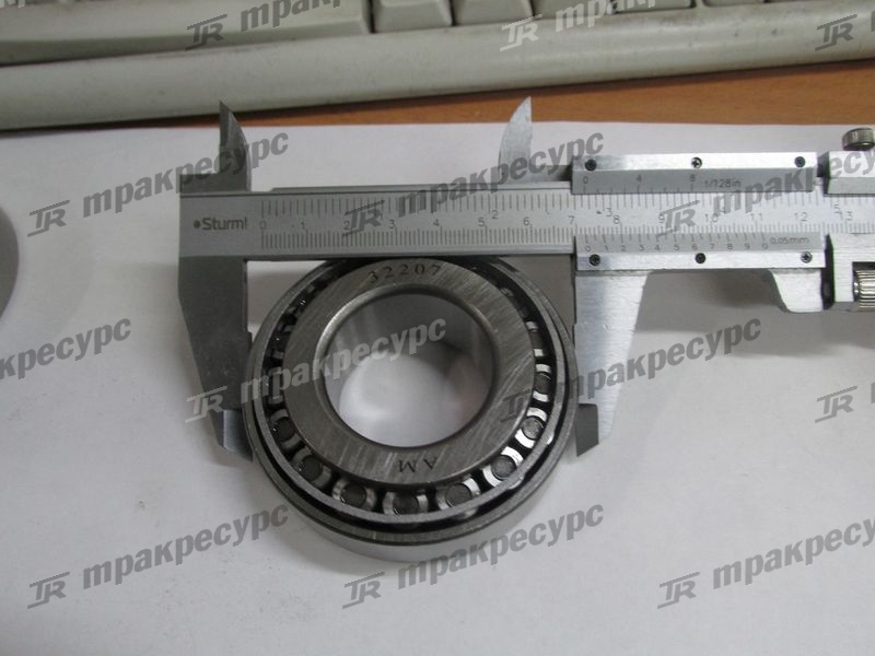 Подшипник радиальный 32207