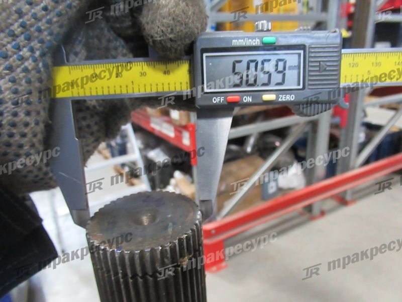 Полуось моста правая XG955II