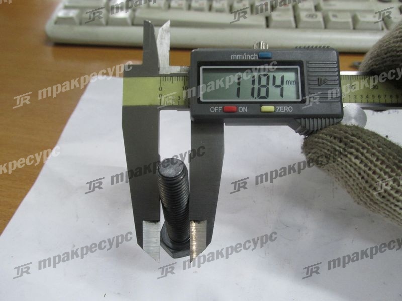 Болт M10x30 кронштейна ТНВД YC6108/YC6105