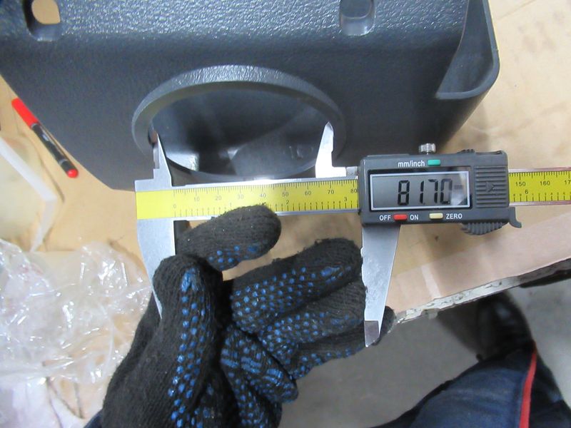 Панель приборов правая 22N56-42711