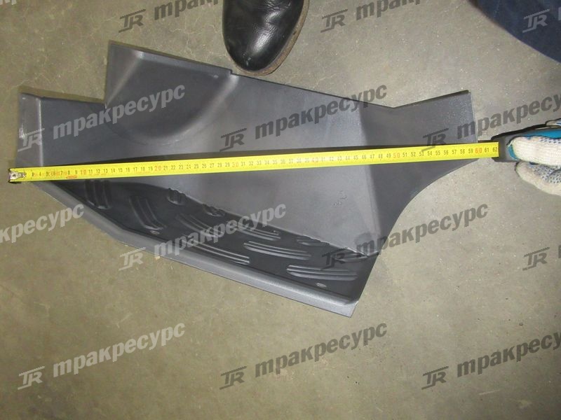 Подножка правая 22N56-42901