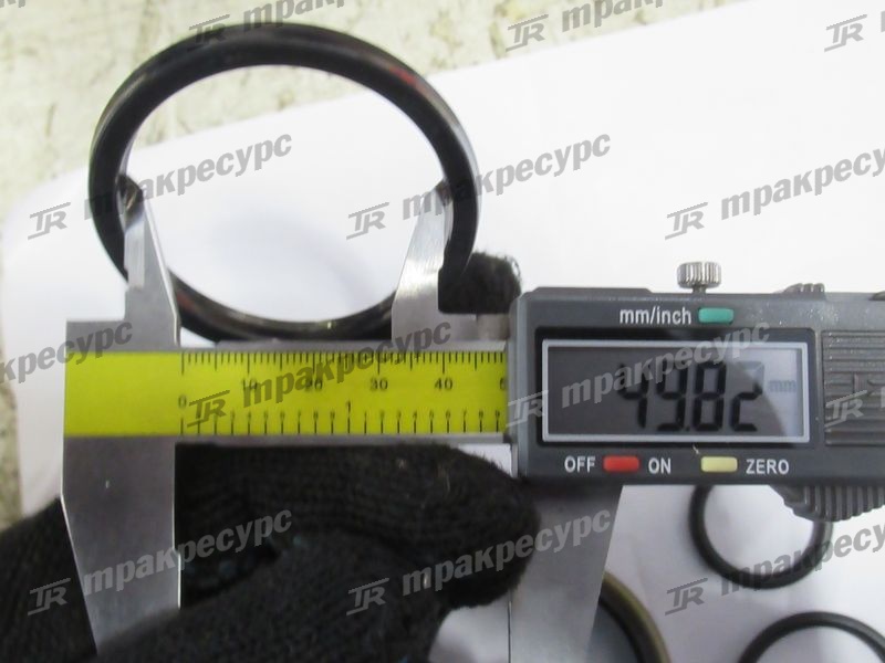 Ремкомплект цилиндра подъема 04654-30070-71