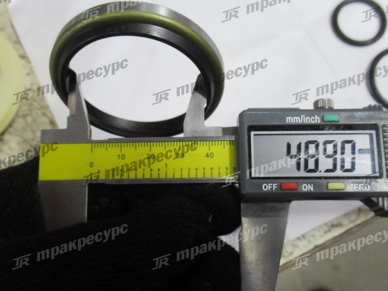 Ремкомплект цилиндра подъема 04654-30070-71