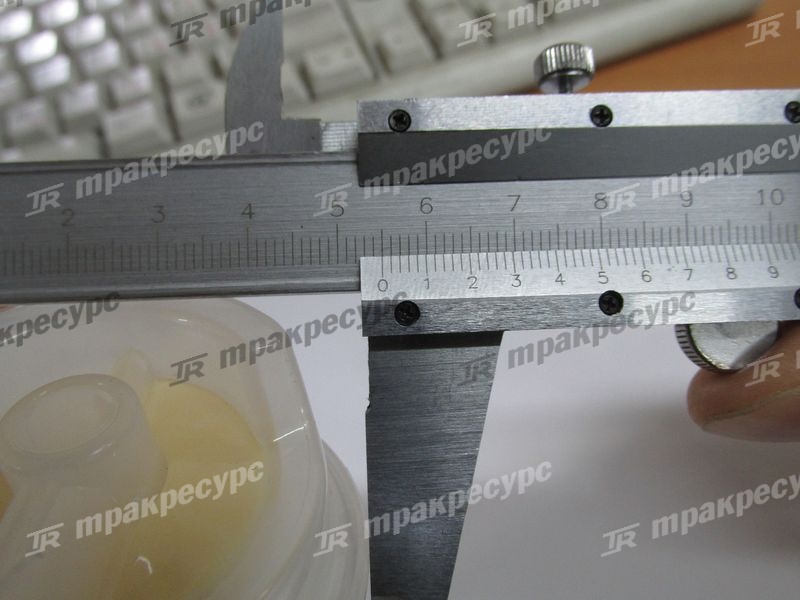 Фильтр топливный 23310-23600-71
