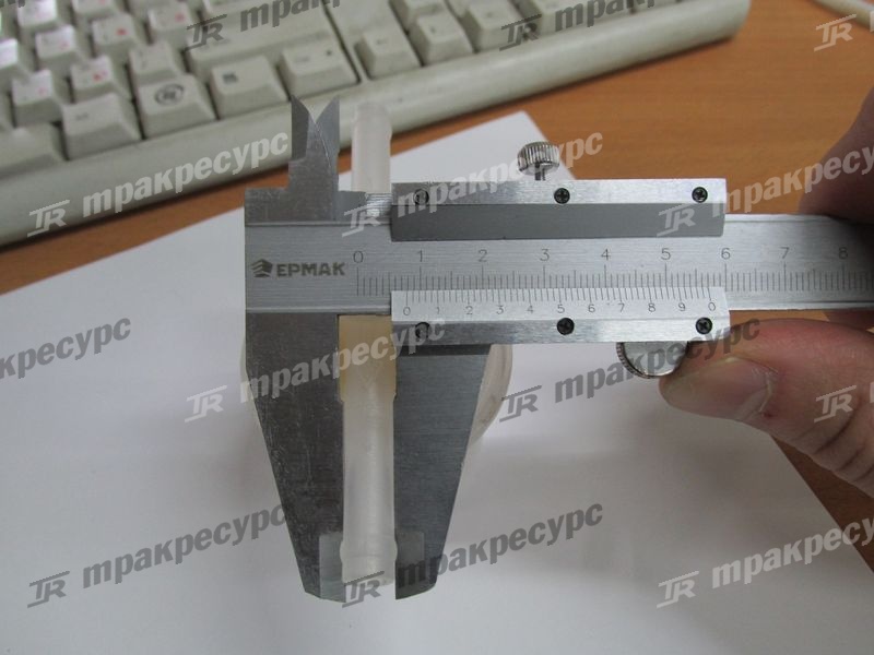 Фильтр топливный 23310-23600-71