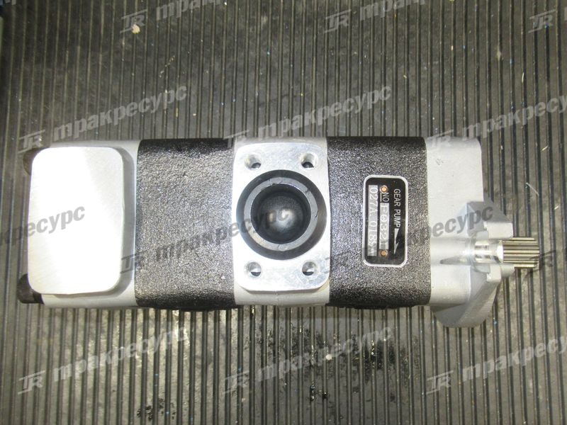 Насос гидравлический 143F7-10011
